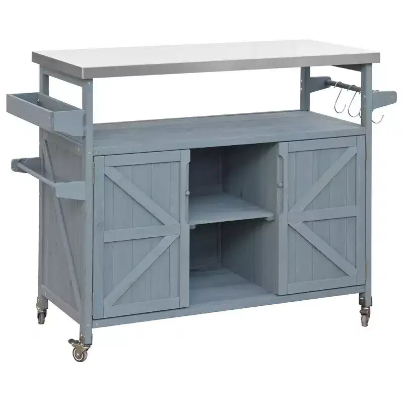 Îlot de cuisine extérieur en bois avec plateau en acier, chariot de bar, armoire, étagères à épices et porte-serviettes
